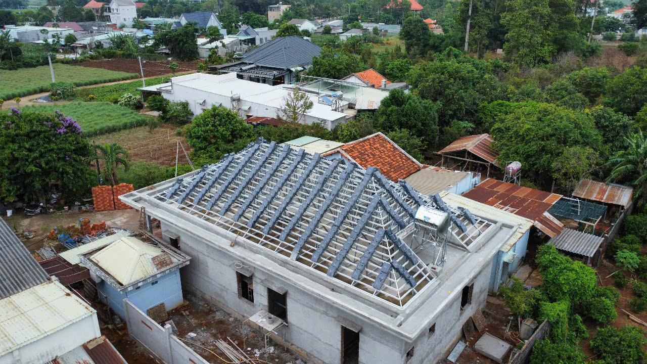 gia khung thep lop ngoi