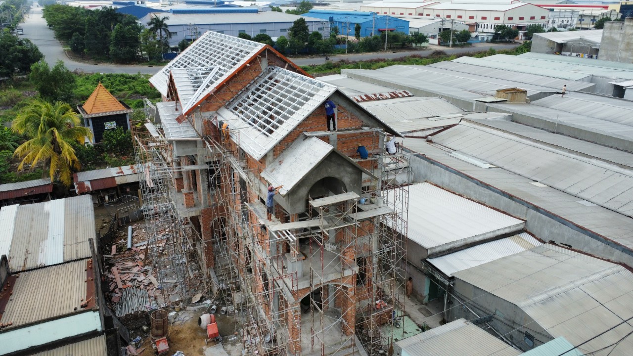 khung keo thep lop ngoi 1